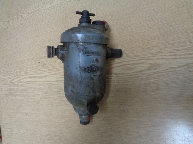 Kraftstoff- Filtergehäuse von Knecht event. für Mercedes 170 Diesel und 180 Diesel – Bild 5