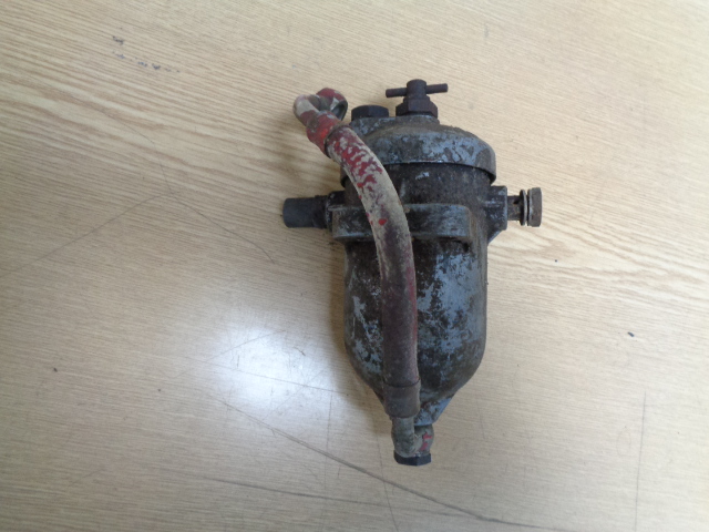 Kraftstoff- Filtergehäuse von Knecht event. für Mercedes 170 Diesel und 180 Diesel – Bild 4