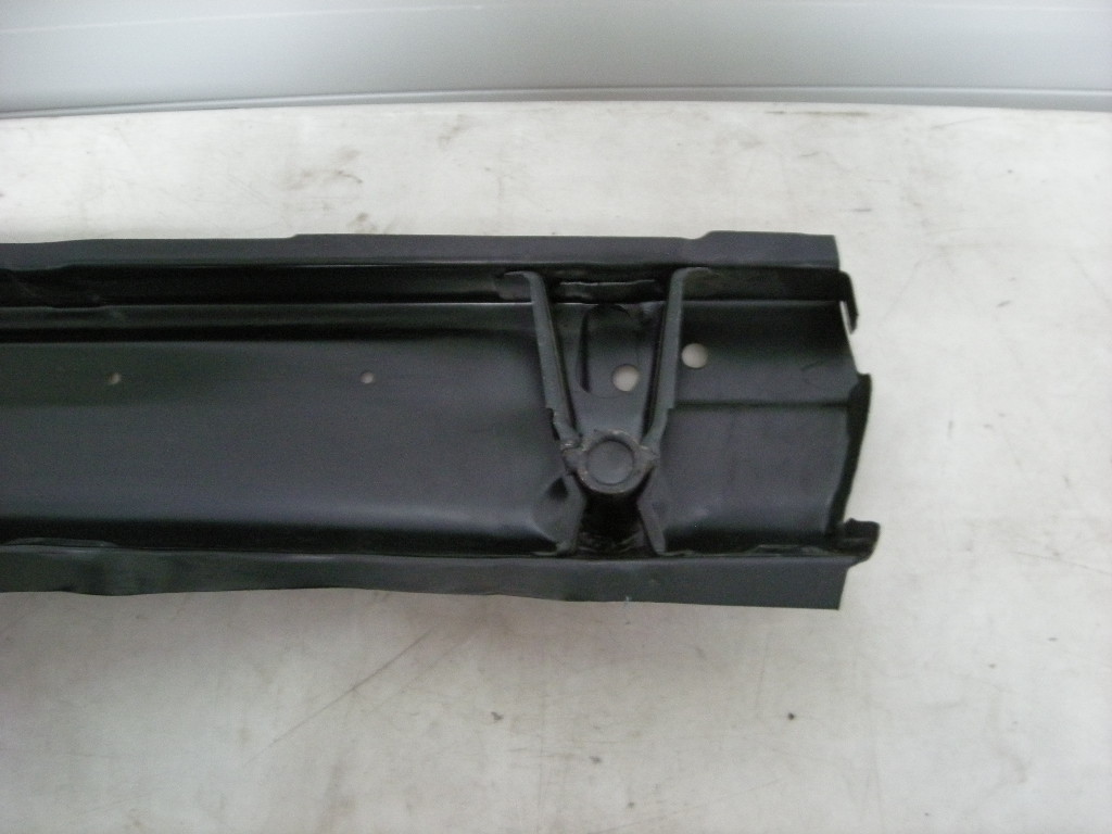 Längsträger Aussenblech rechts für Mercedes W123 – Bild 3