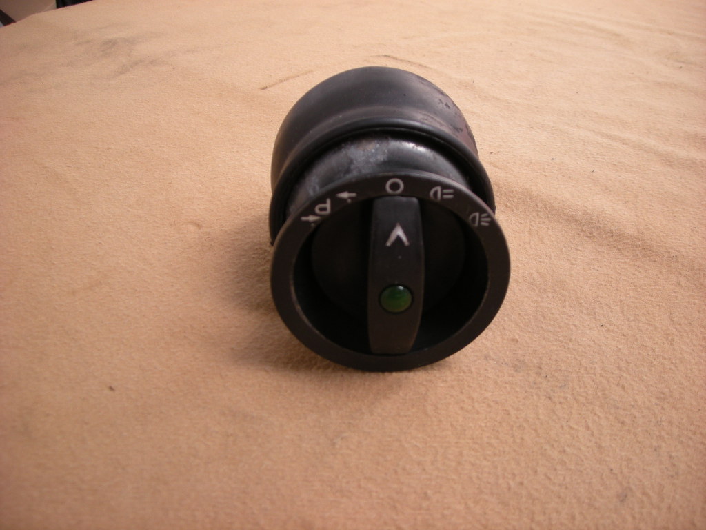 Lichtschalter fĂŒr Mercedes R/C107, W123, W116 â Bild 3